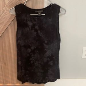 Black Tahari tank